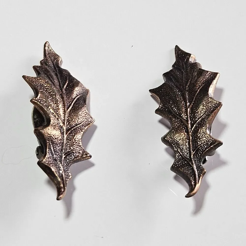 Ballou 1950's Copper Tone Metal Leaf Clip On Earrings Pat. 2583988
